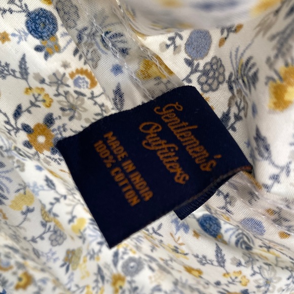 Gentleman’s Outfitters Micro Flora Patterned Button Down Shirt Contrasting Cuffs - Picture 7 of 9